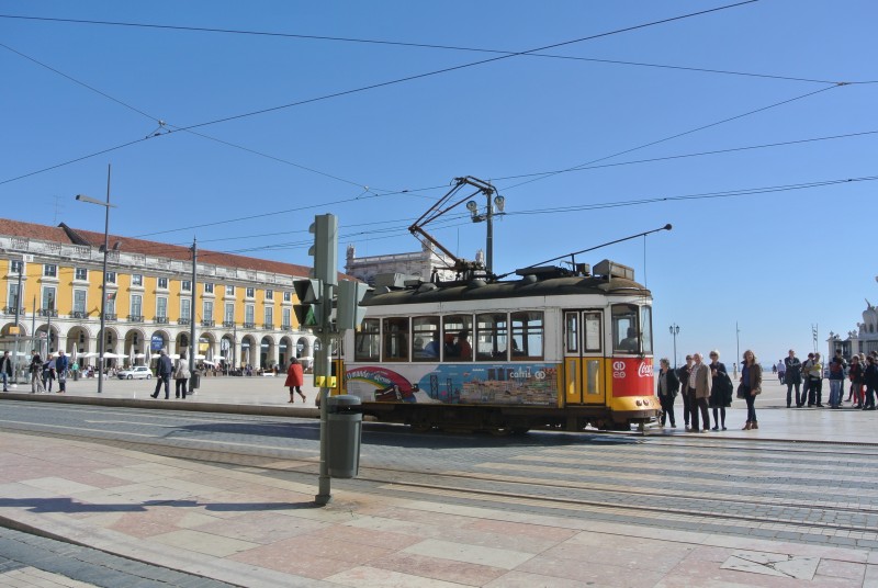 tram lisboa portugal travel
